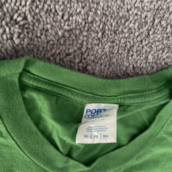 Elf T-Shirt - Picture 2 of 3